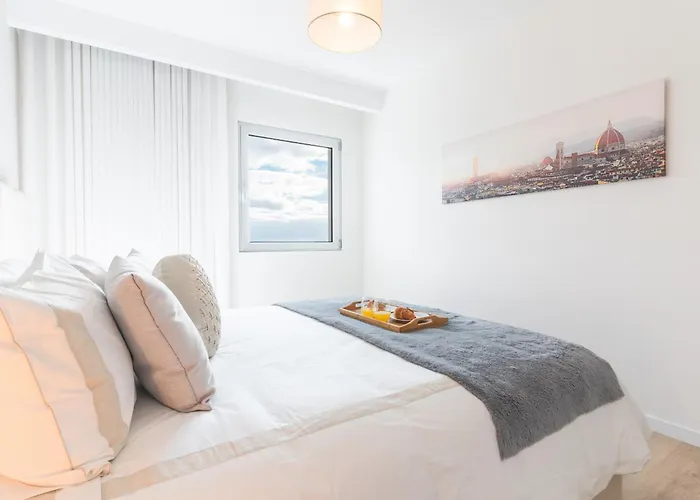 Horizonte Completo Ii By Atlantic * Câmara de Lobos